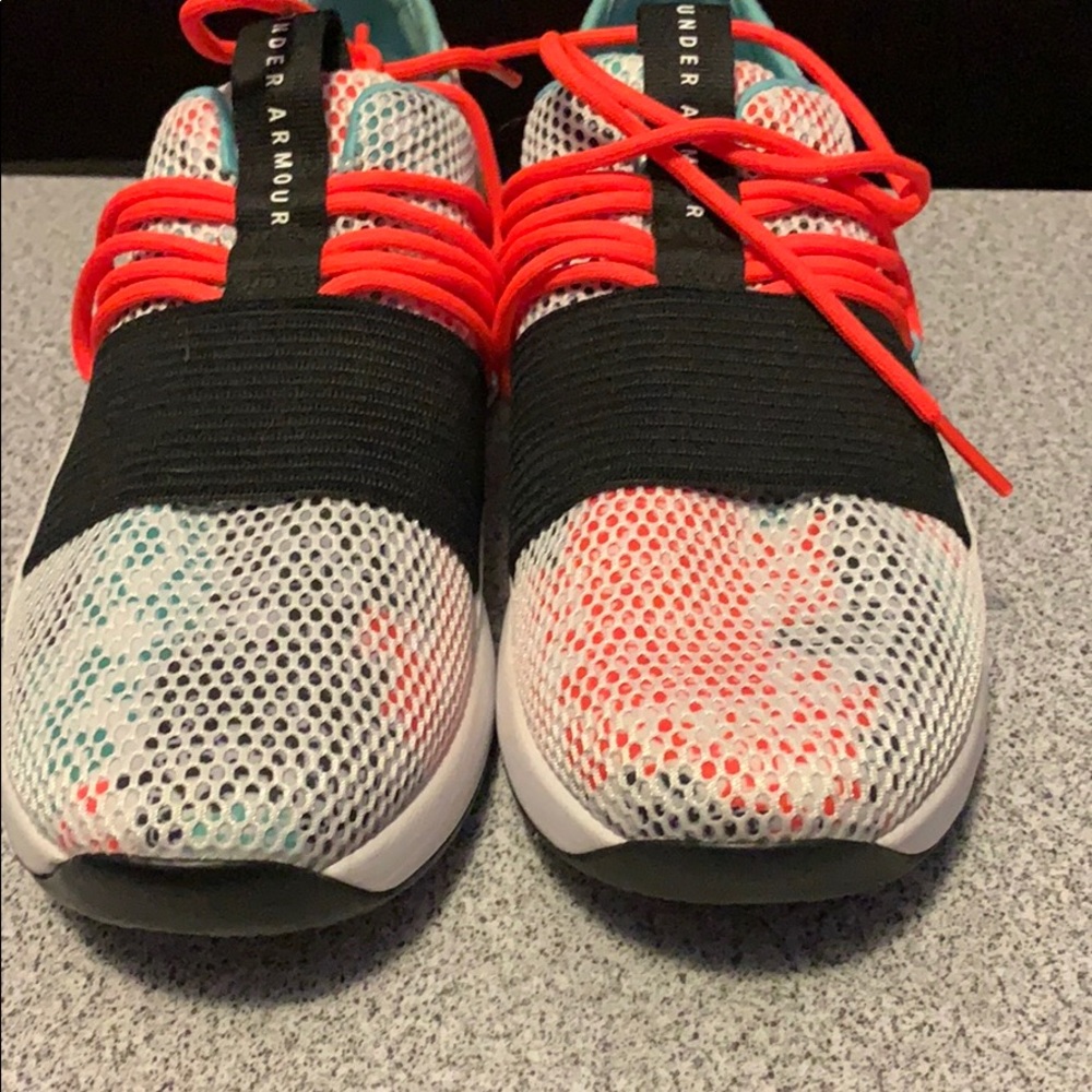 Under armor shoes